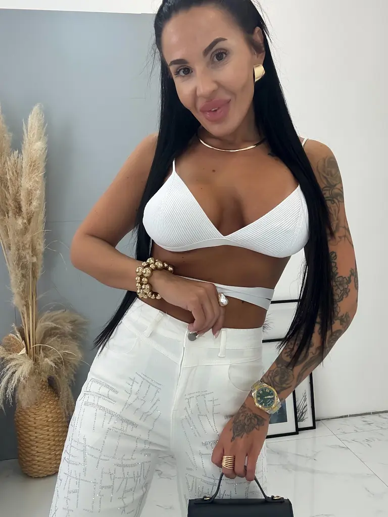 Kövecskékkel díszített trapéz farmer  - next