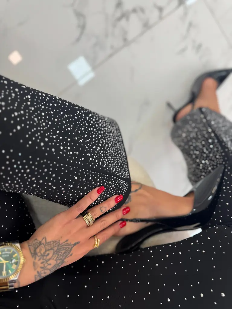 Magas derekú bélelt trapéz leggings INA - next