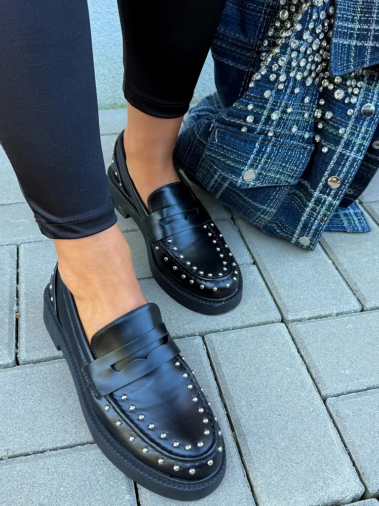 Mokaszín ezüst színü díszítéssel JENINE