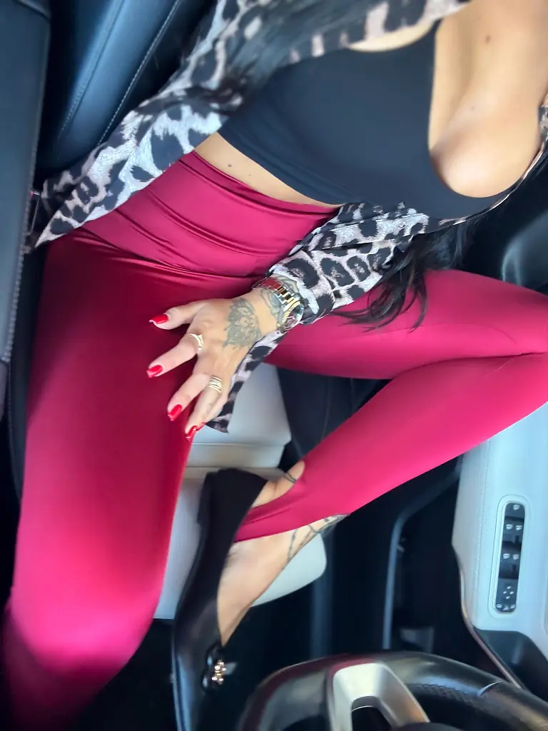 Magas derekú csillogó anyagú leggings STARS - next