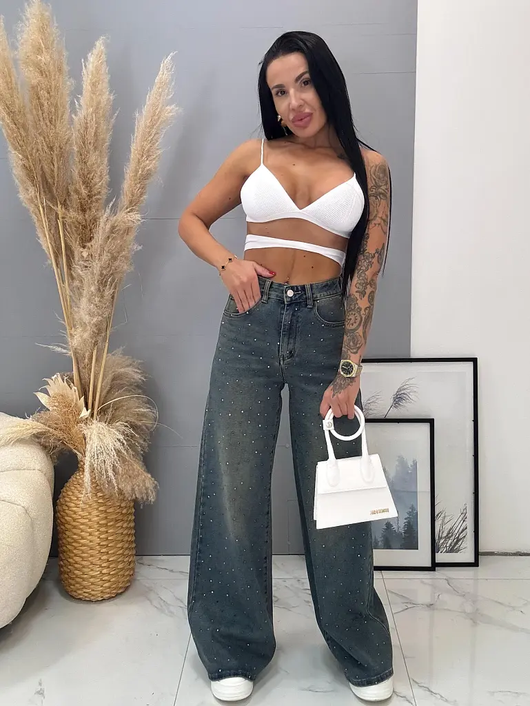 Kövekkel díszített Wide-leg farmer