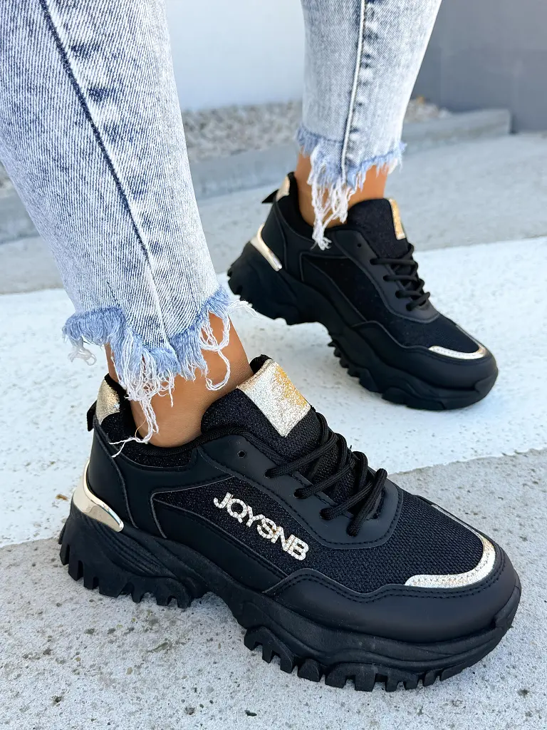 Platformos sportcipő arany színű díszekkel OLYMPIA