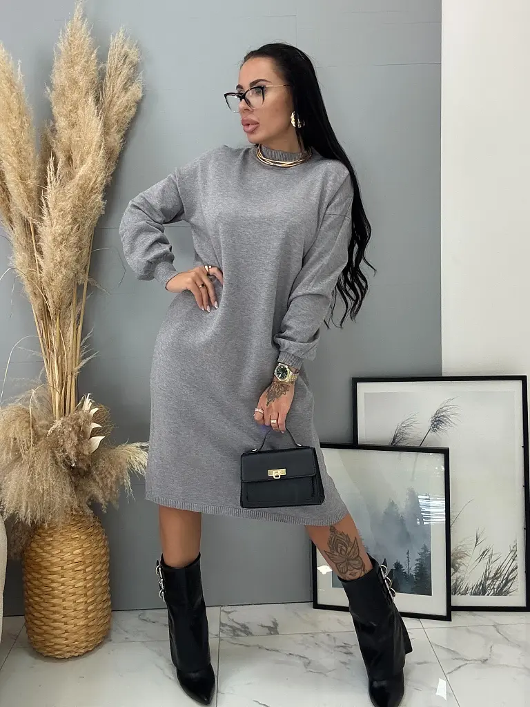 Kötött garbós ruha EMILY