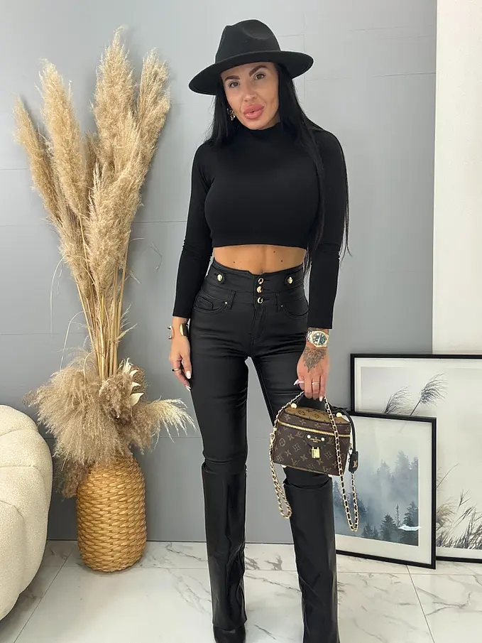 Műbőr slim nadrág SERAVA