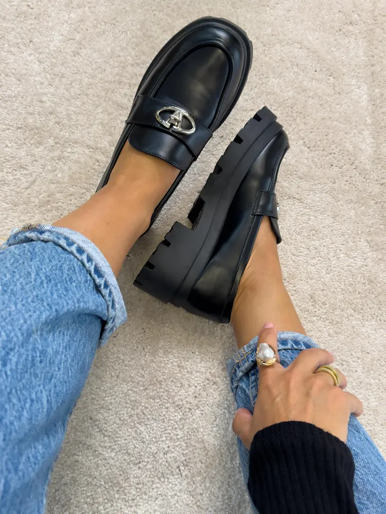 Fekete mokaszín EFORA