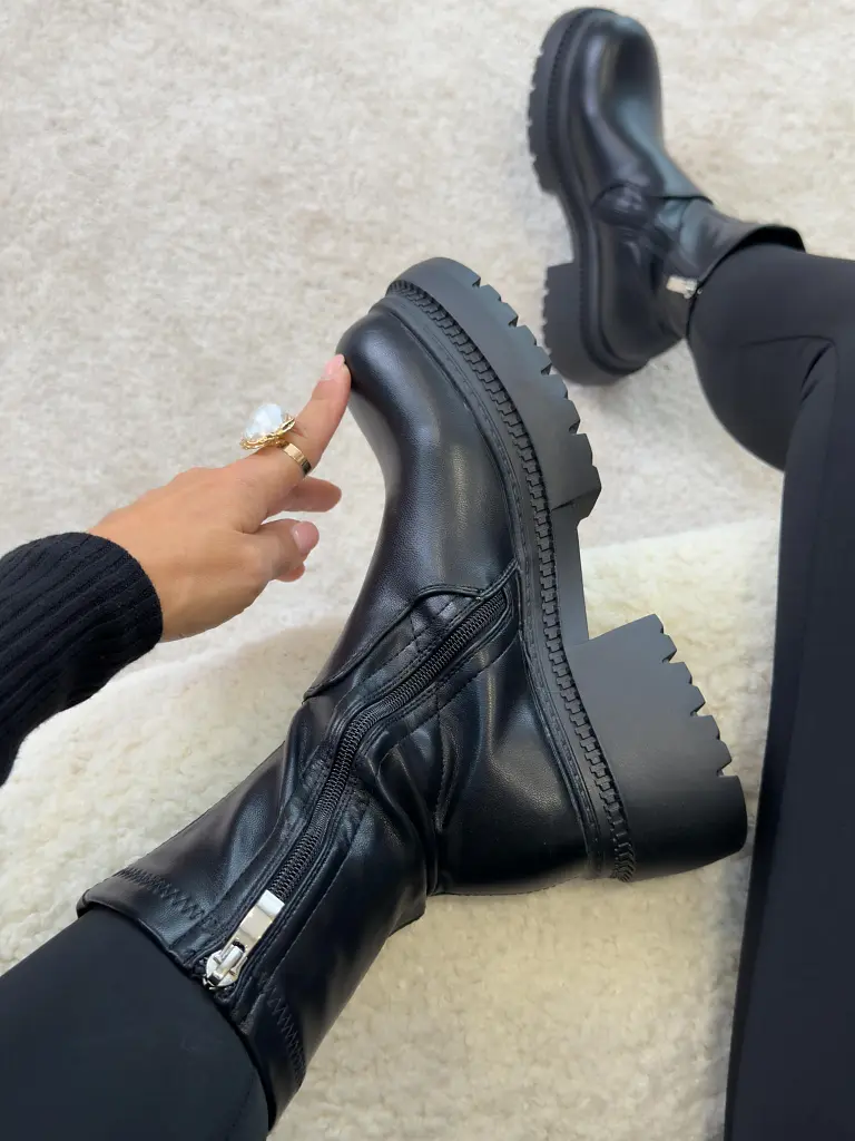 Bokacsizma DAINE - next