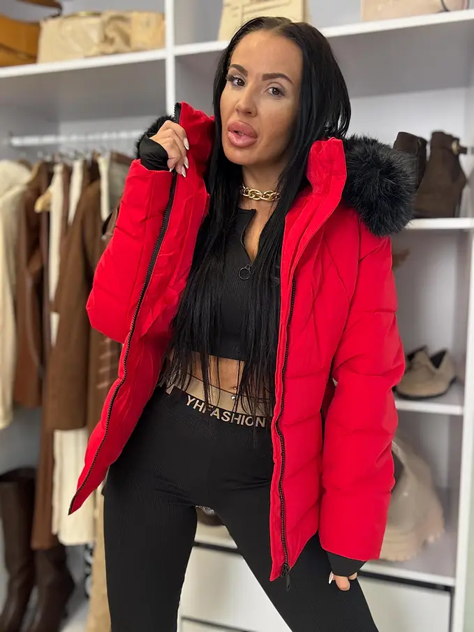 Szőrmés kapucnis kabát övvel MILLIE