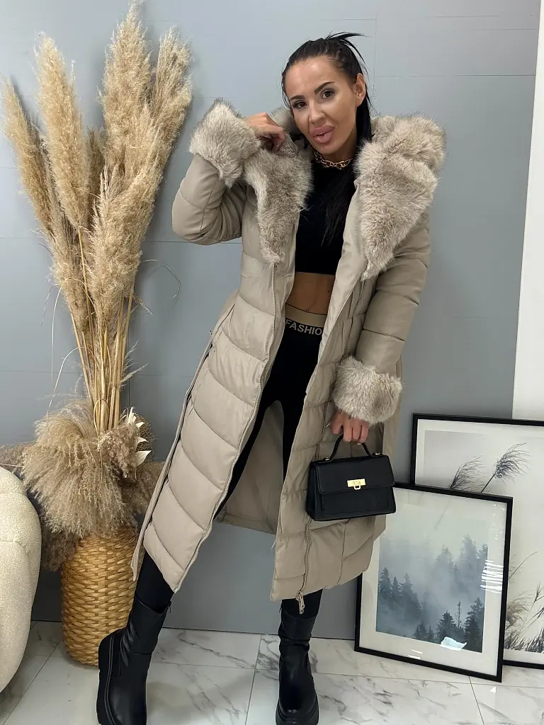 Hosszú műbőr kabát szőrmével és övvel NIVORA - next