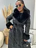 Hosszú műbőr kabát szőrmével és övvel NIVORA