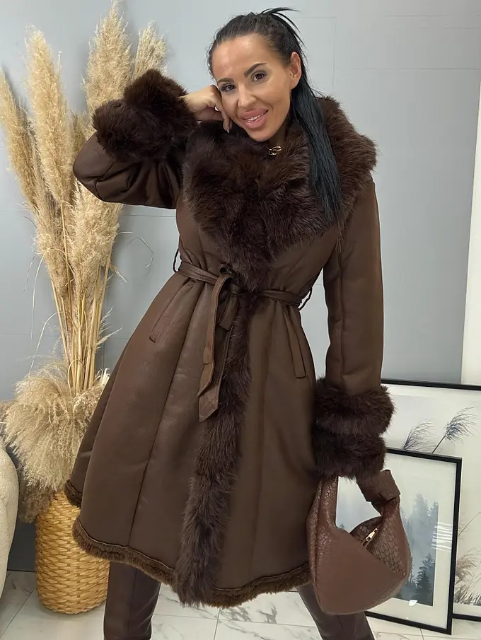 Velúr hosszú kabát szőrmével ANYTA