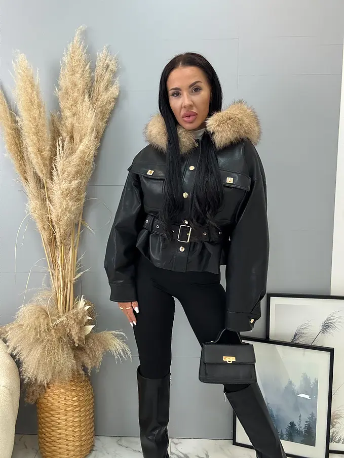 Műbőr kabát szőrmével és kapucnival SERENA