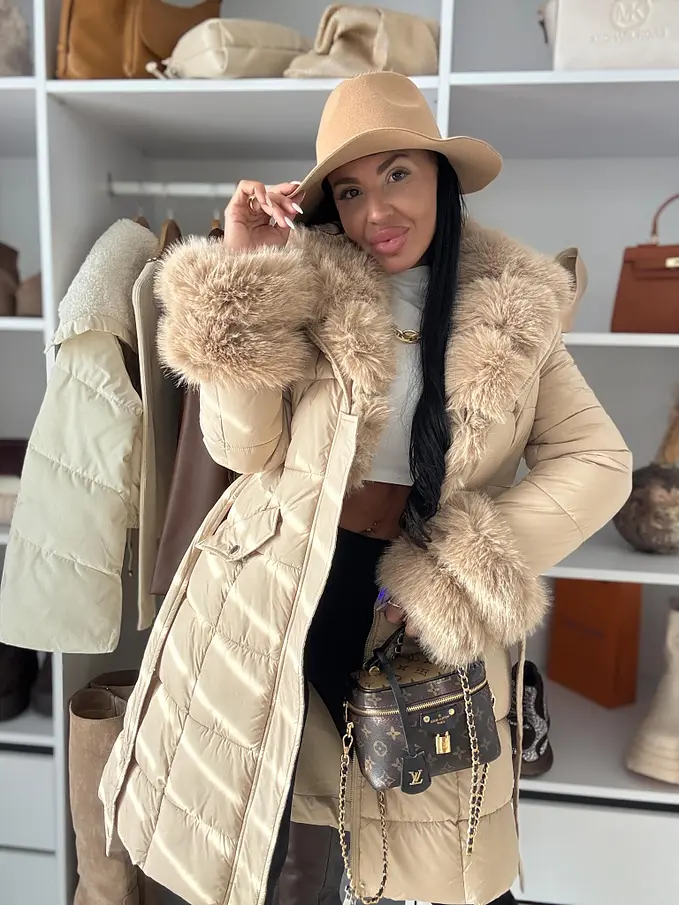 Hosszú szőrmés kabát övvel LAUNA