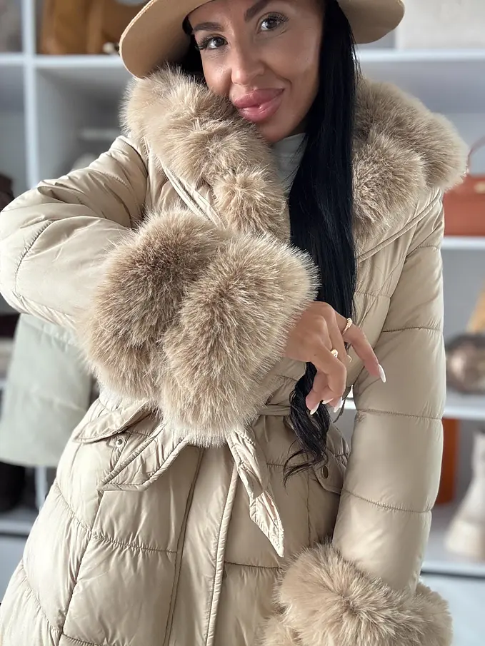 Hosszú szőrmés kabát övvel LAUNA