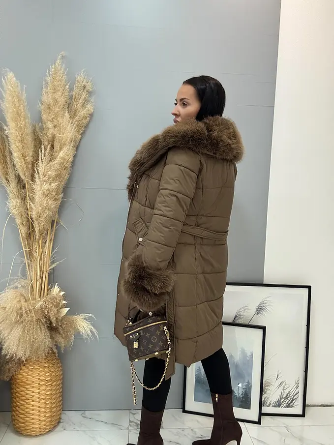 Hosszú szőrmés kabát övvel LAUNA