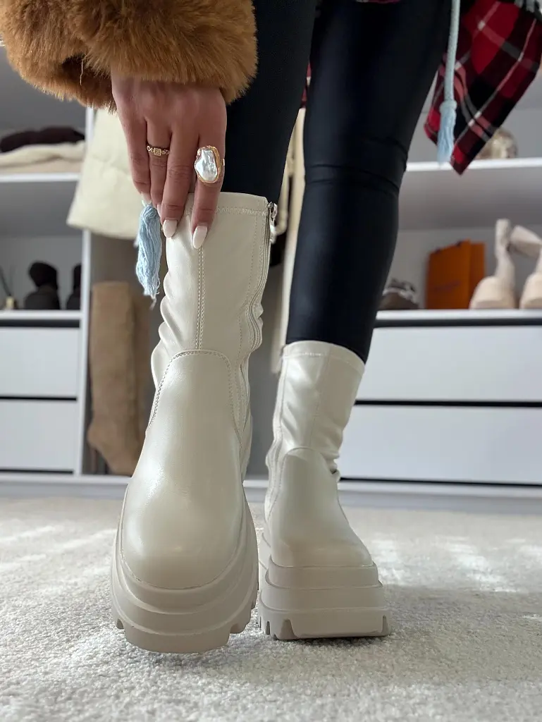 Női bokacsizma PANKA - next