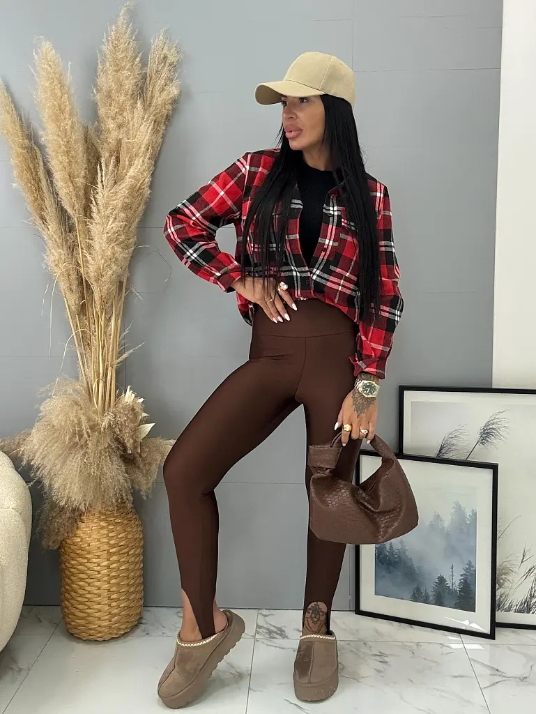 Magas derekú csillogó anyagú leggings STARS