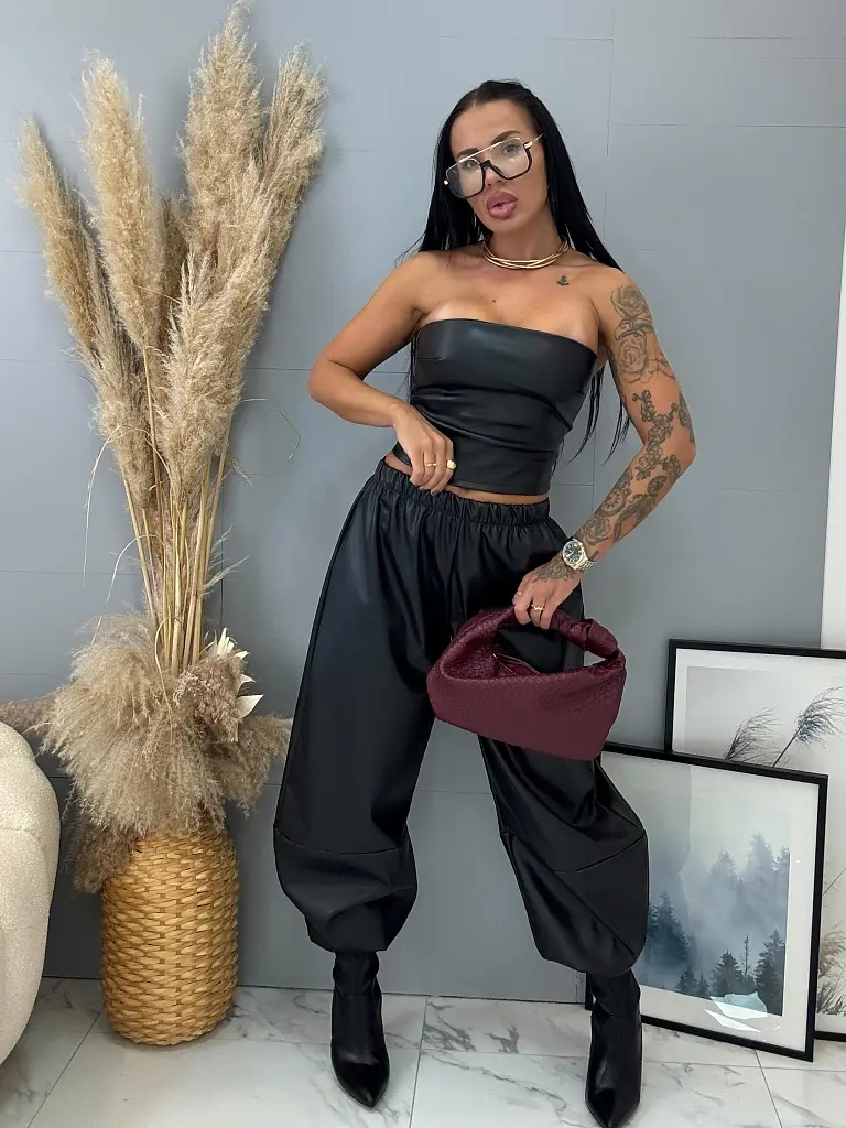 Ballon gumis derekú műbőr nadrág TOFFY - next