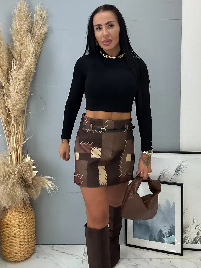 Szoknya övvel ZOVINA