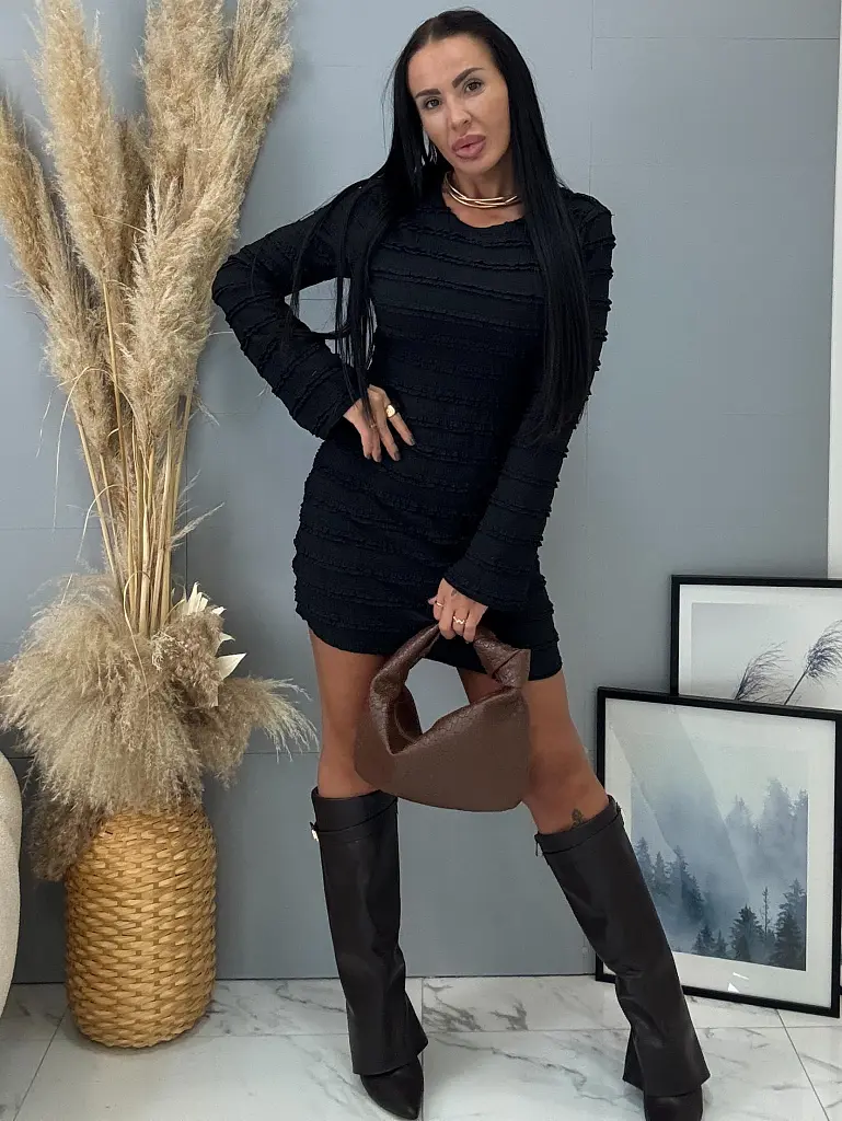 Nyitott hátú ruha csipkével LILIBET - next