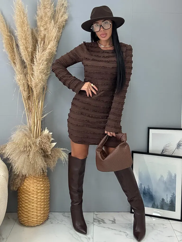 Nyitott hátú ruha csipkével LILIBET - next