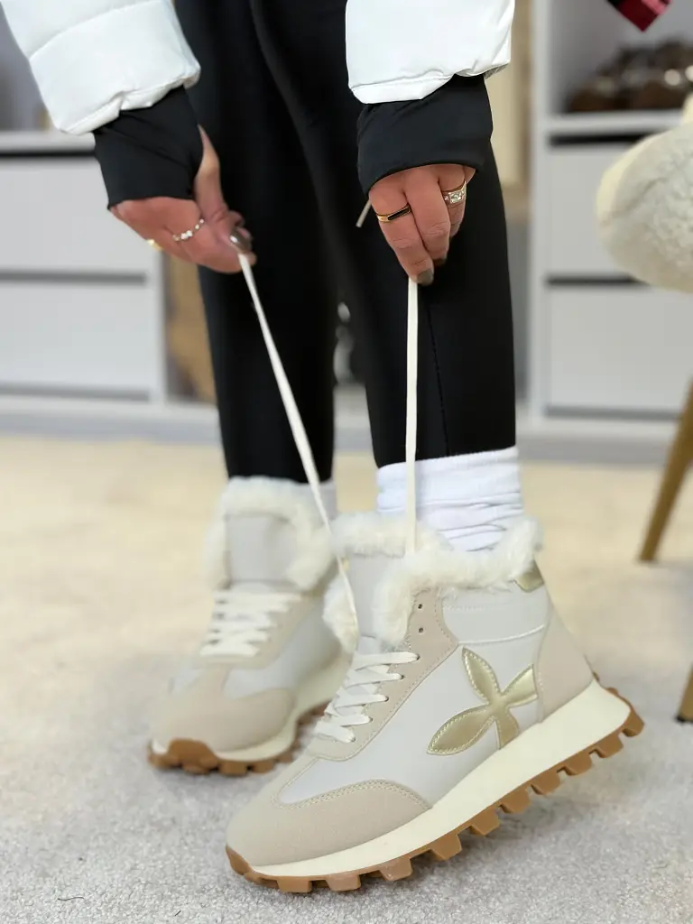 Platformos meleg boka sportcipő VIRENA