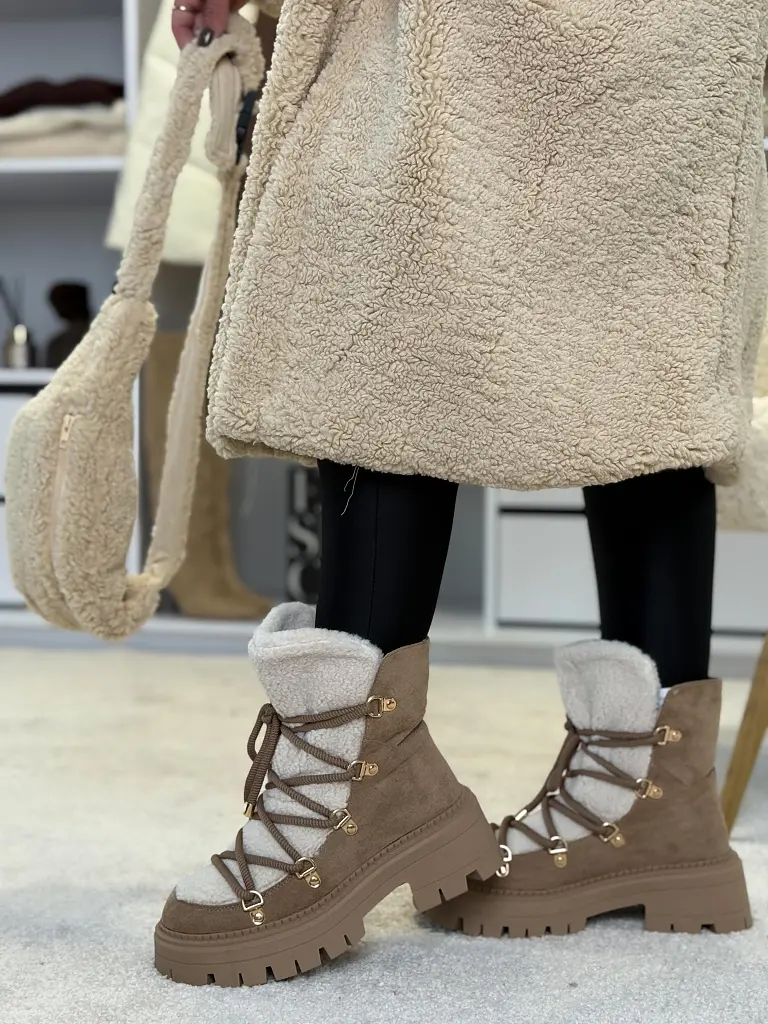 Fűzős bokacsizma ANAYA