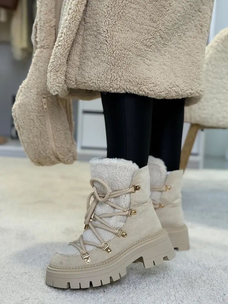 Fűzős bokacsizma ANAYA