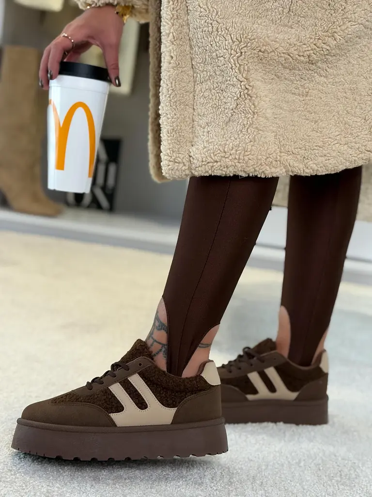 Platformos teddy sportcipő SATINA - next