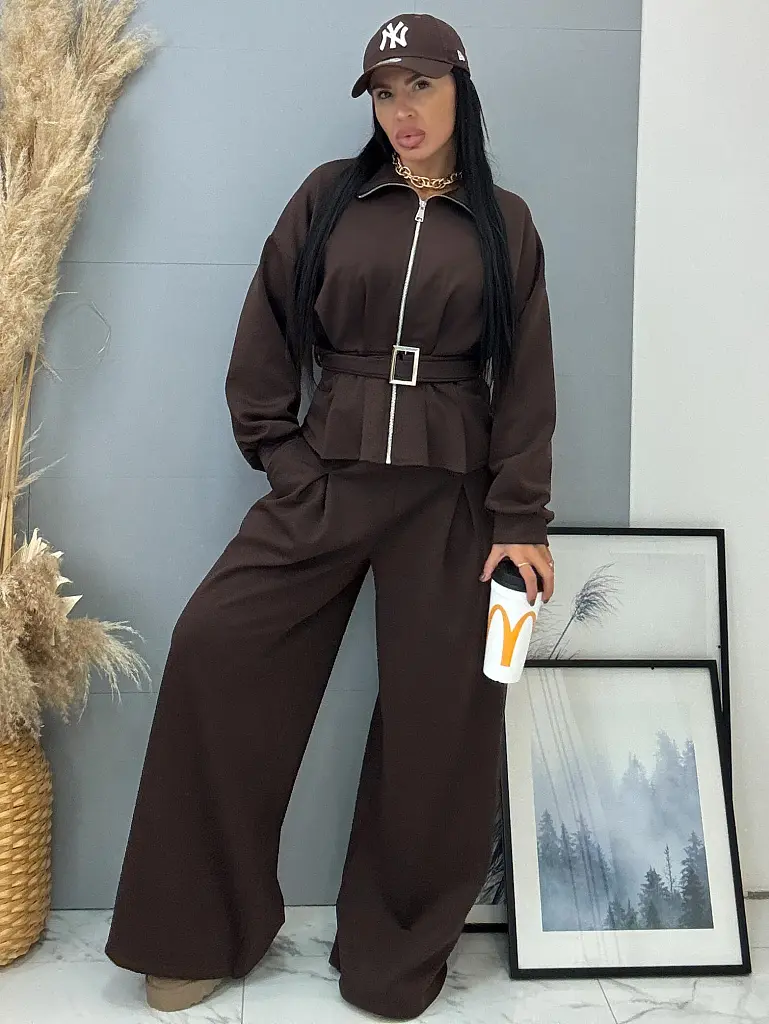 Kétrészes szett övvel REDITA