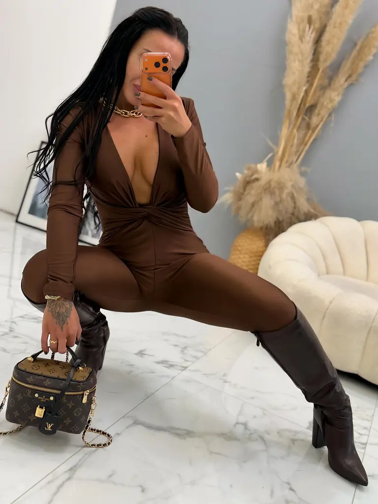 Csillogó anyagú overál STARS