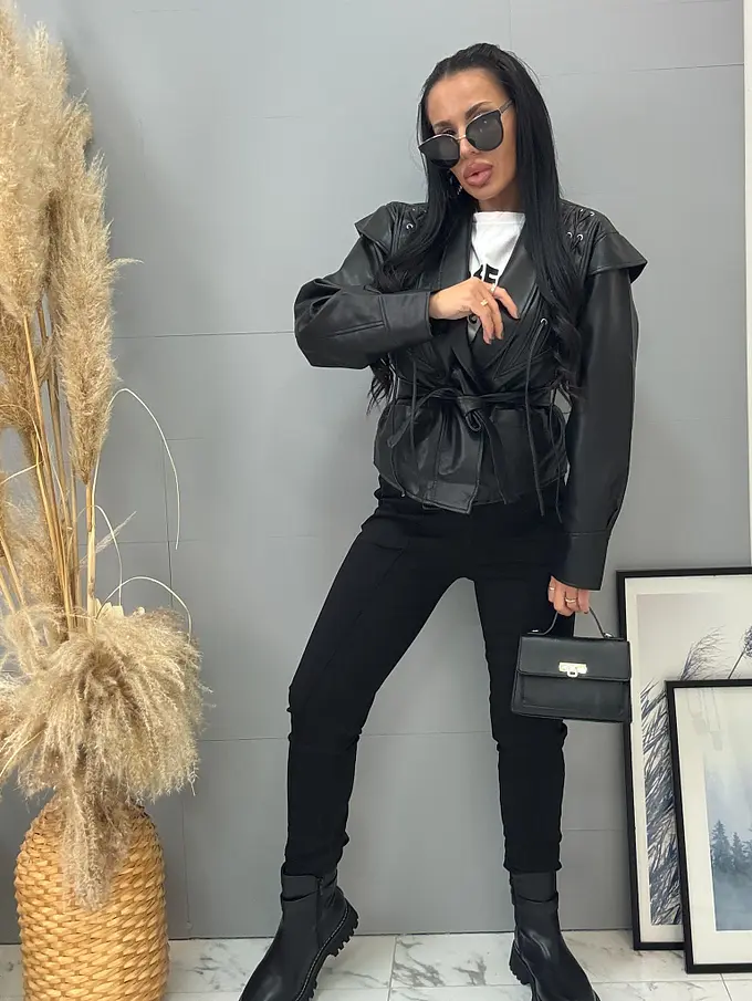 Műbőr kabát övvel ARLETA