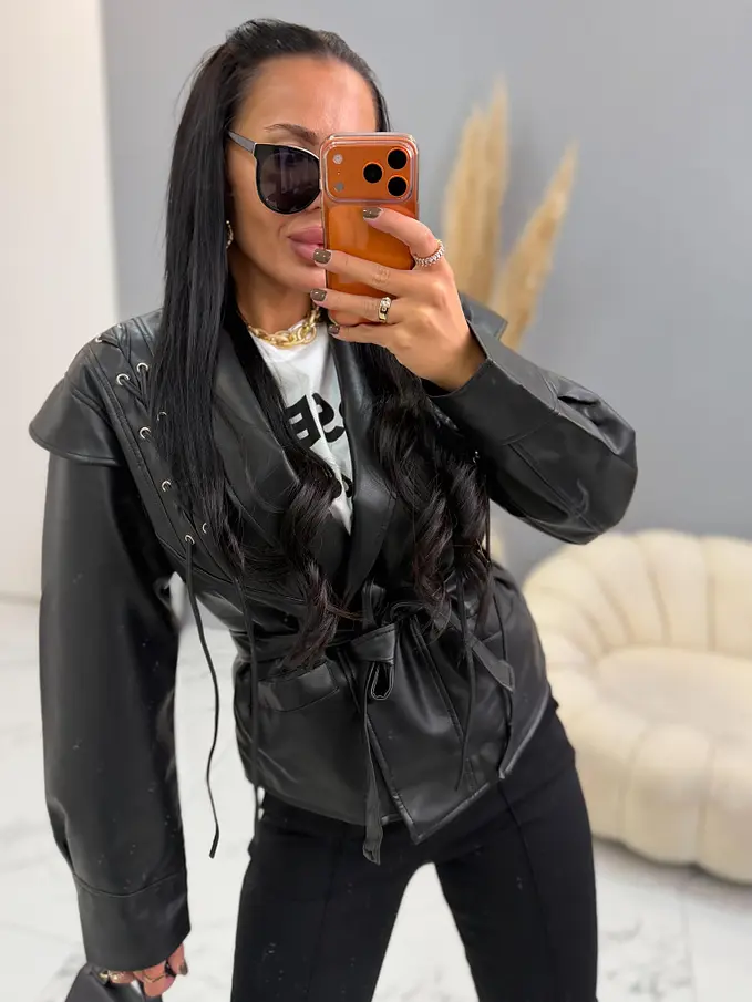 Műbőr kabát övvel ARLETA