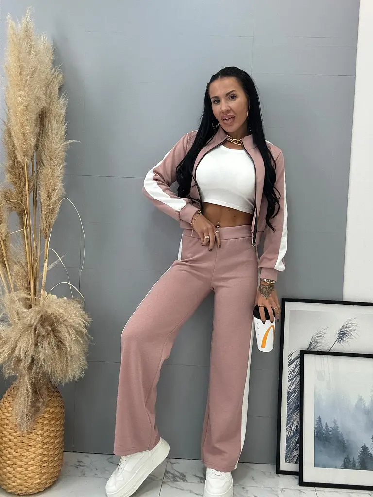 Női sportos szabadidő szett CLORIA