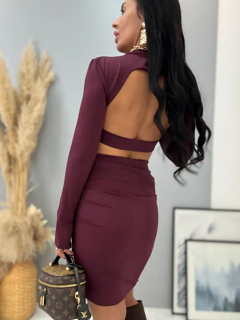 Nyitott hátú ruha KATHEA - next