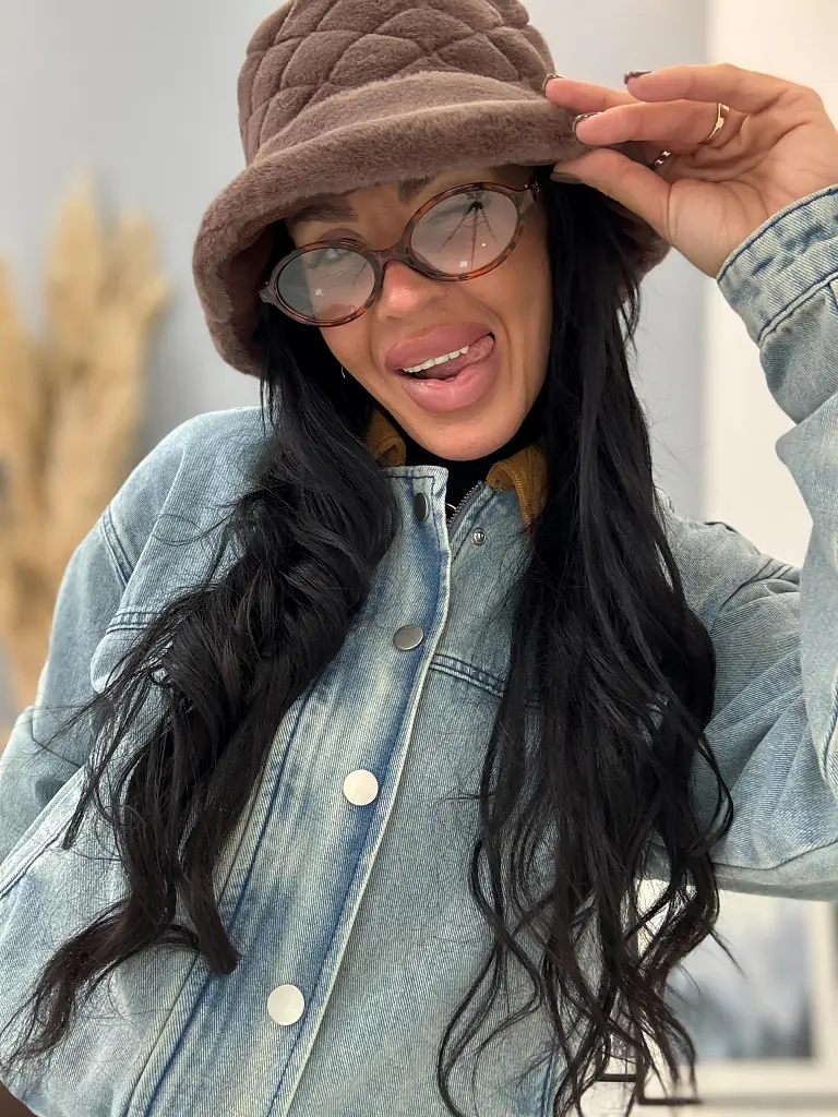 Kifordítható meleg kalap