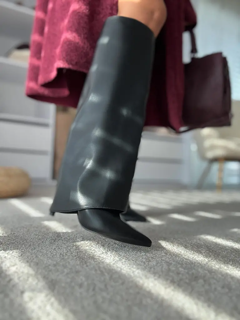 Magasszárú csizma JALEN