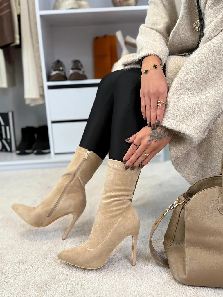 Bézs bokacsizma ASMA