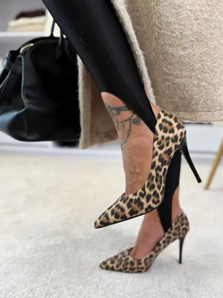 Leopárdmintás magassarkú DAYNA - next