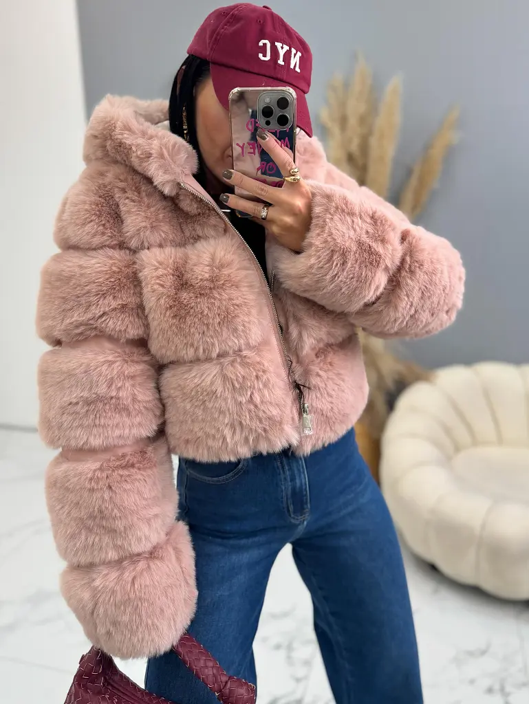 Műszőrmés műbőr kabát kapucnival GIANNA