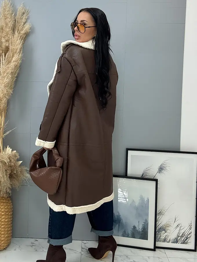 Hosszú műbőr kabát szőrmével HETIE