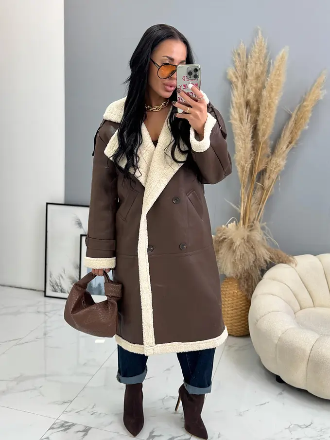 Hosszú műbőr kabát szőrmével HETIE