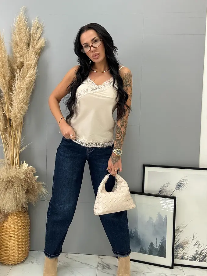 Szatén top csipkével DAYANA