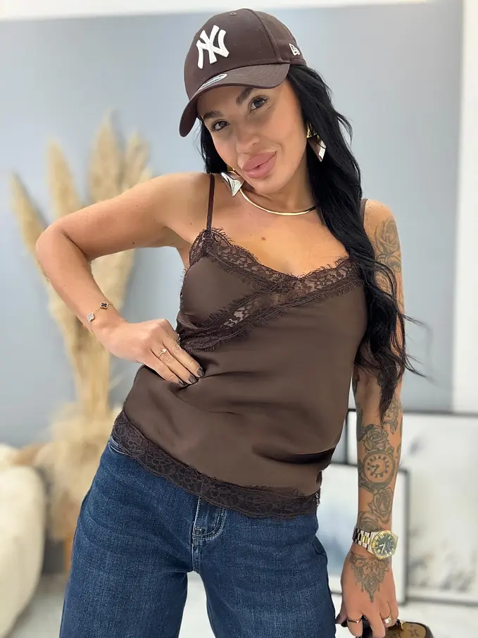 Szatén top csipkével DAYANA