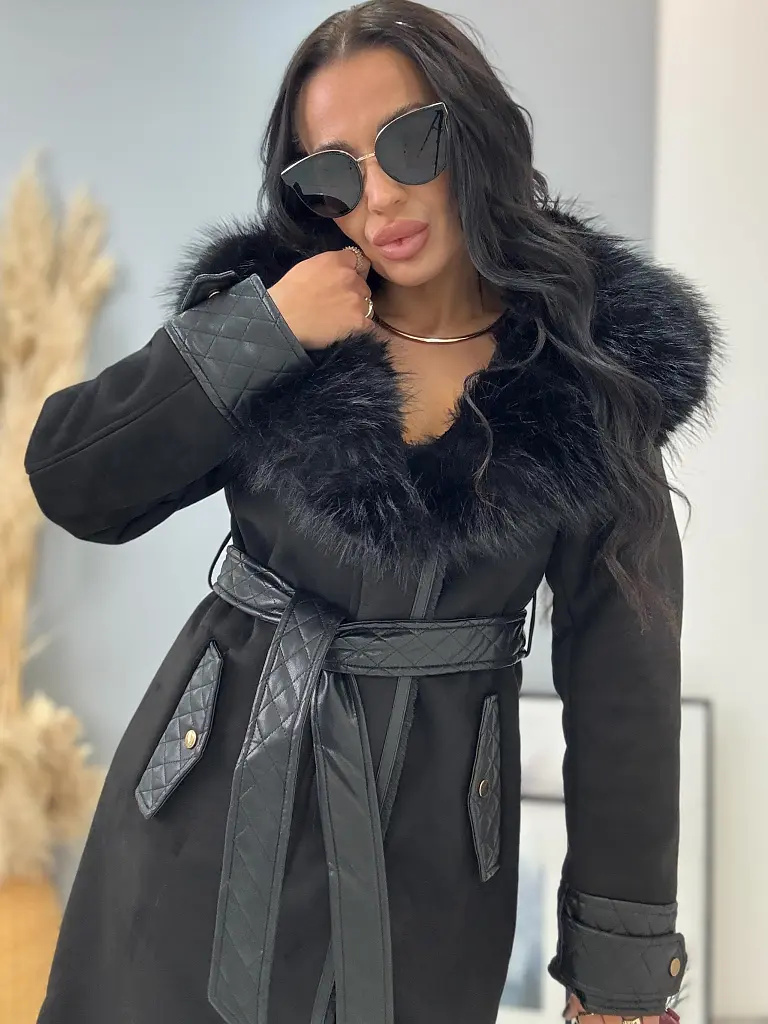 Kombinált kabát szőrmével és övvel CARELA - next