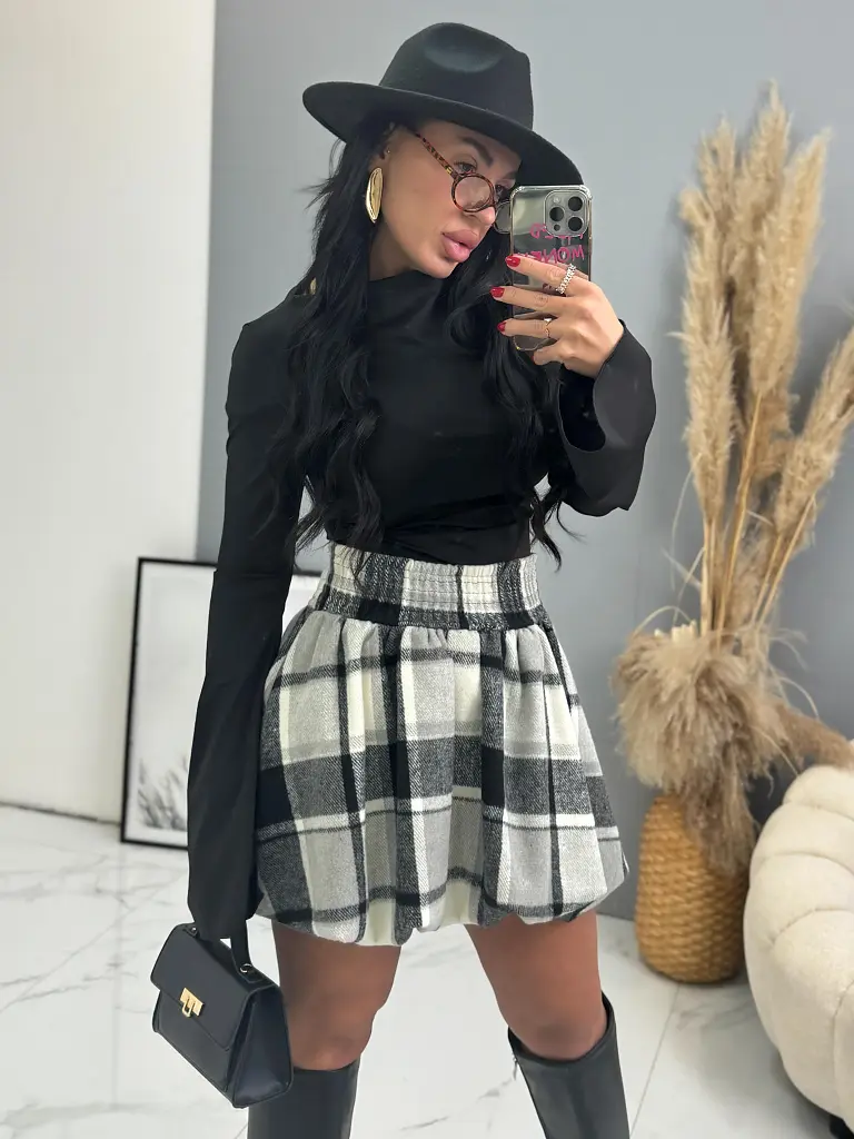 Gumis derekú kockás ballon szoknya DASHNA