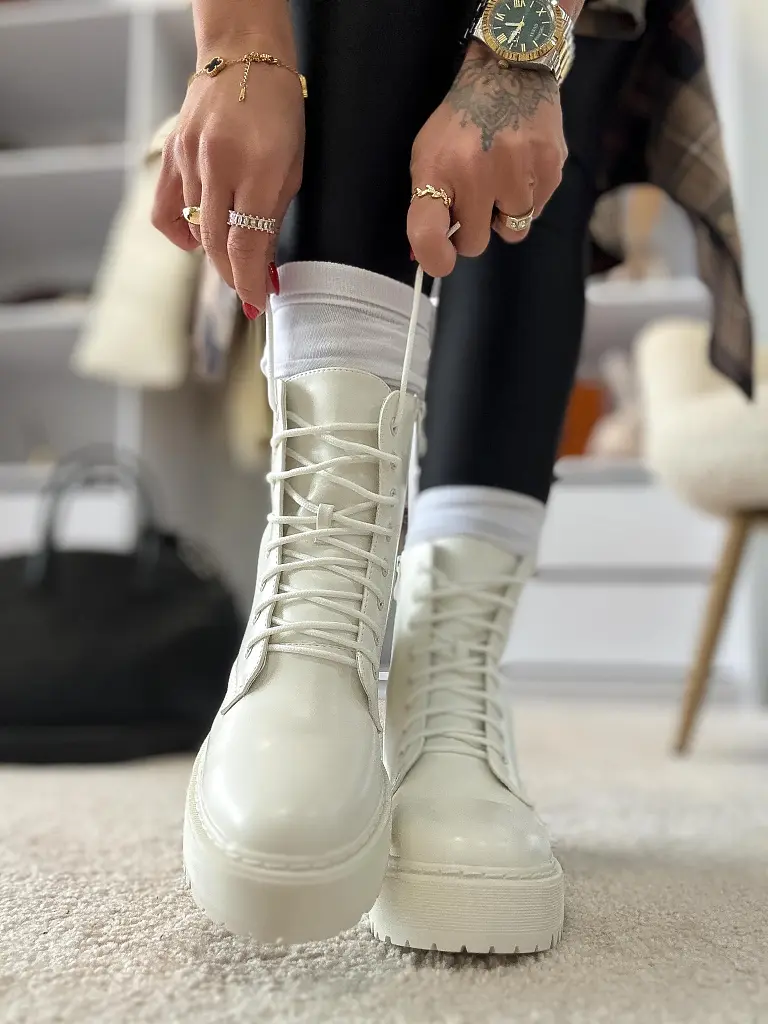 Női magasszárú cipő WILA - next