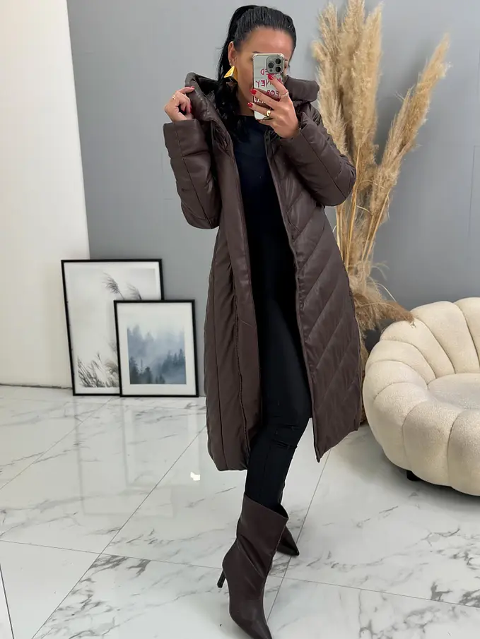 Hosszú műbőr kapucnis kabát övvel JAMEA