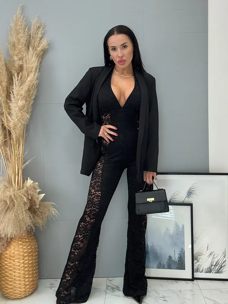 Csipkés nyakbakötős overál TIVARIA - next