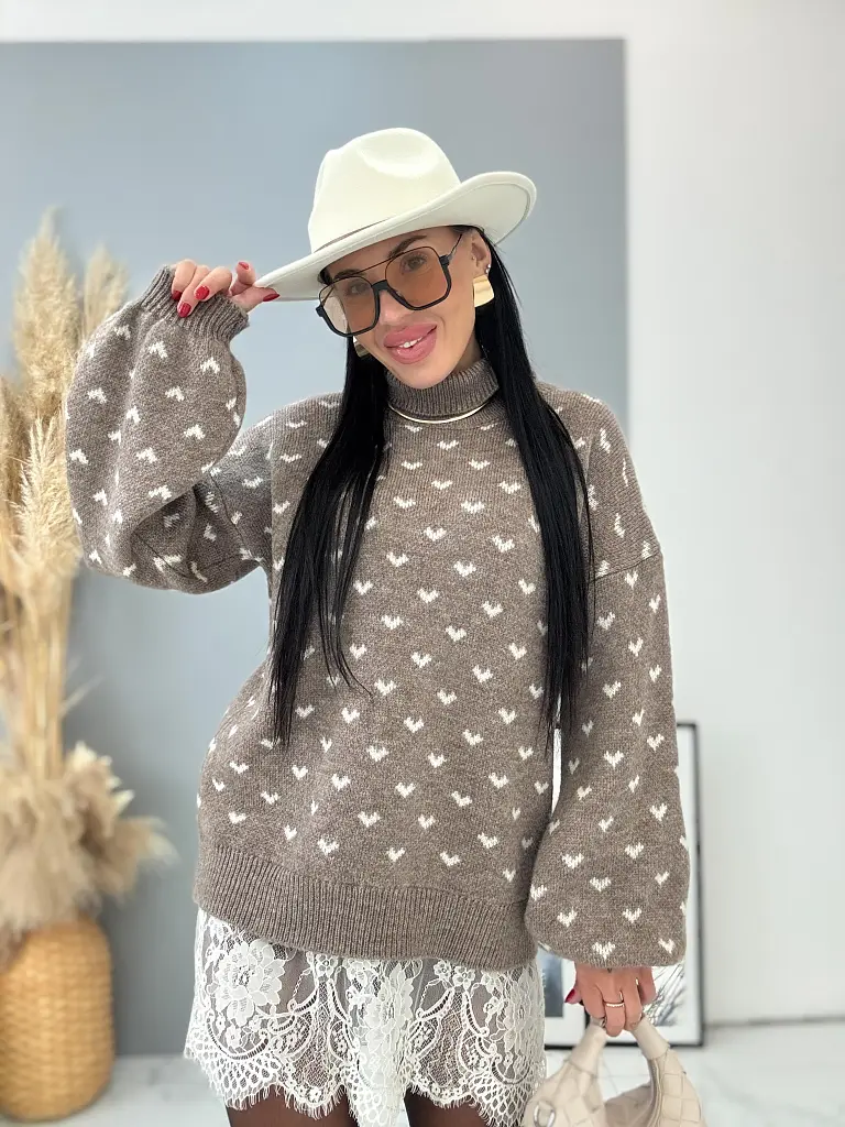 Kötött garbós pulóver csipkével FLETA - next