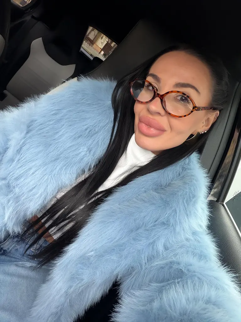 Rövid műszőrmés kabát CALIARA